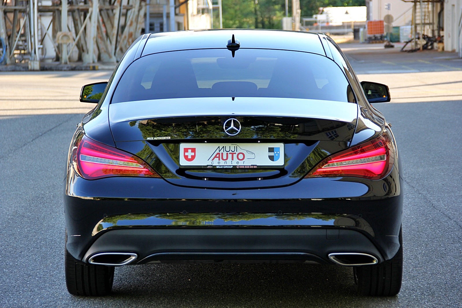 MERCEDES-BENZ CLA 200 Night Star 7G-DCT-showroom-element-3