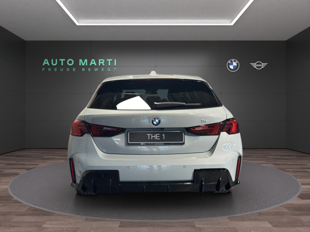 BMW 116 Steptronic M Sport-showroom-element-2