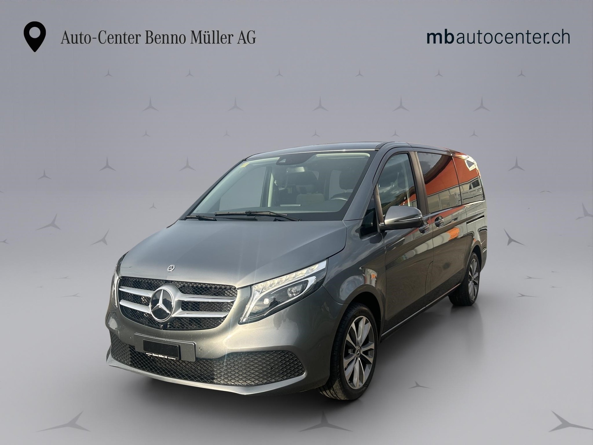 MERCEDES-BENZ V 220 d lang 4matic Van-showroom-element-1