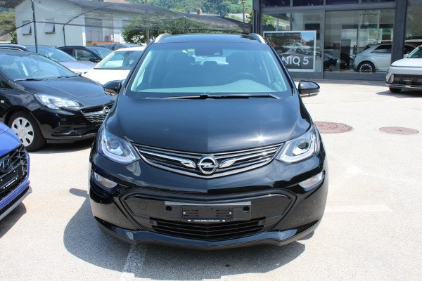 OPEL Ampera-e Excellence-showroom-element-2