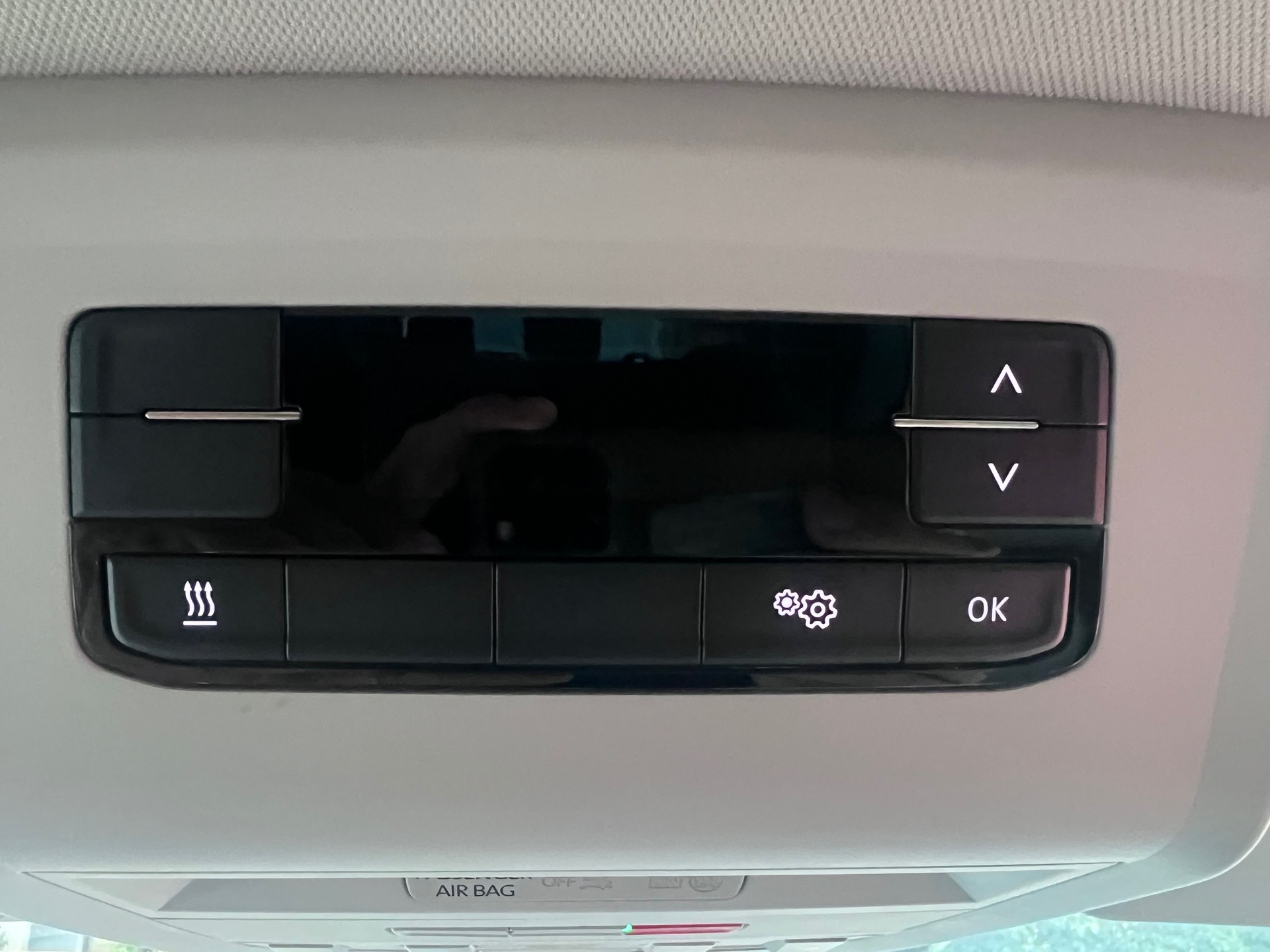 VW T6.1 Multivan 2.0 Bi-TDI Generation Six 4Motion DSG-image-8