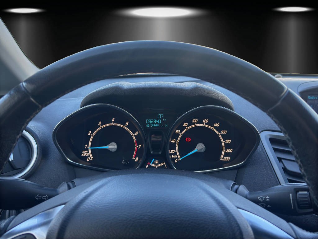 FORD Fiesta 1.0 80 Trend-image-11