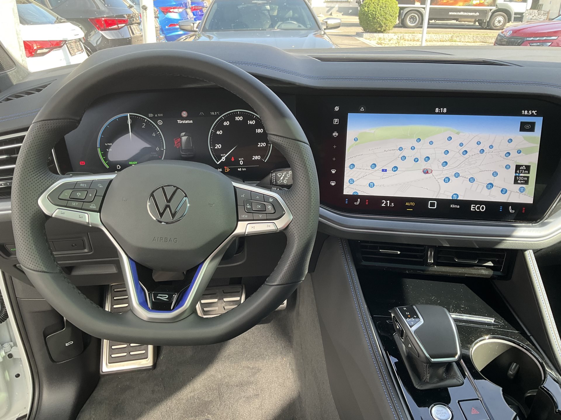 VW TOUAREG 3.0 TSI eHYBRID 462 PS 4MOTION R *** VOLLAUSSTATTUNG & 5 JAHRE VW WERSGARANTIE ***-image-9