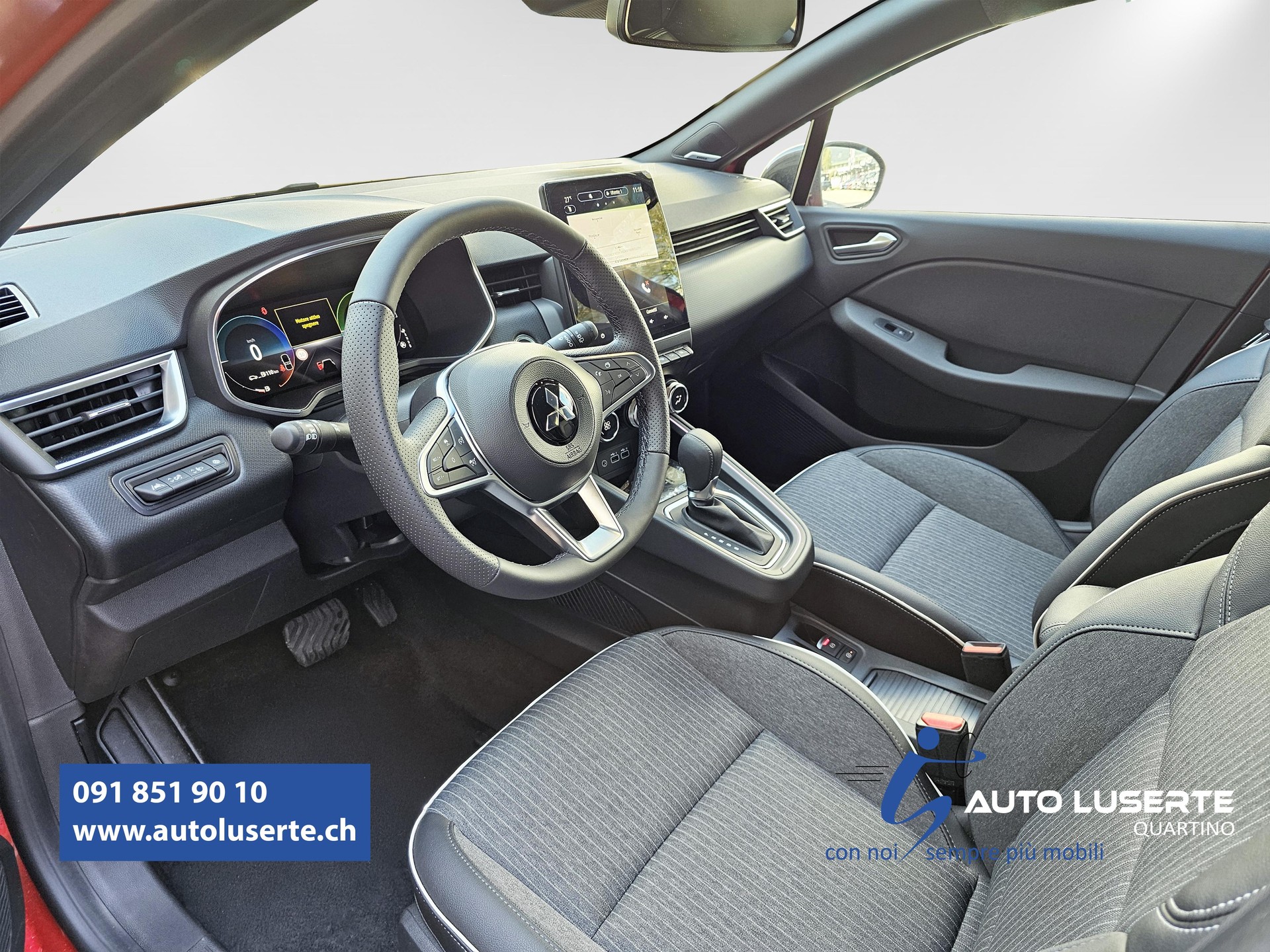 MITSUBISHI Colt 1.6 HEV Instyle-showroom-element-3