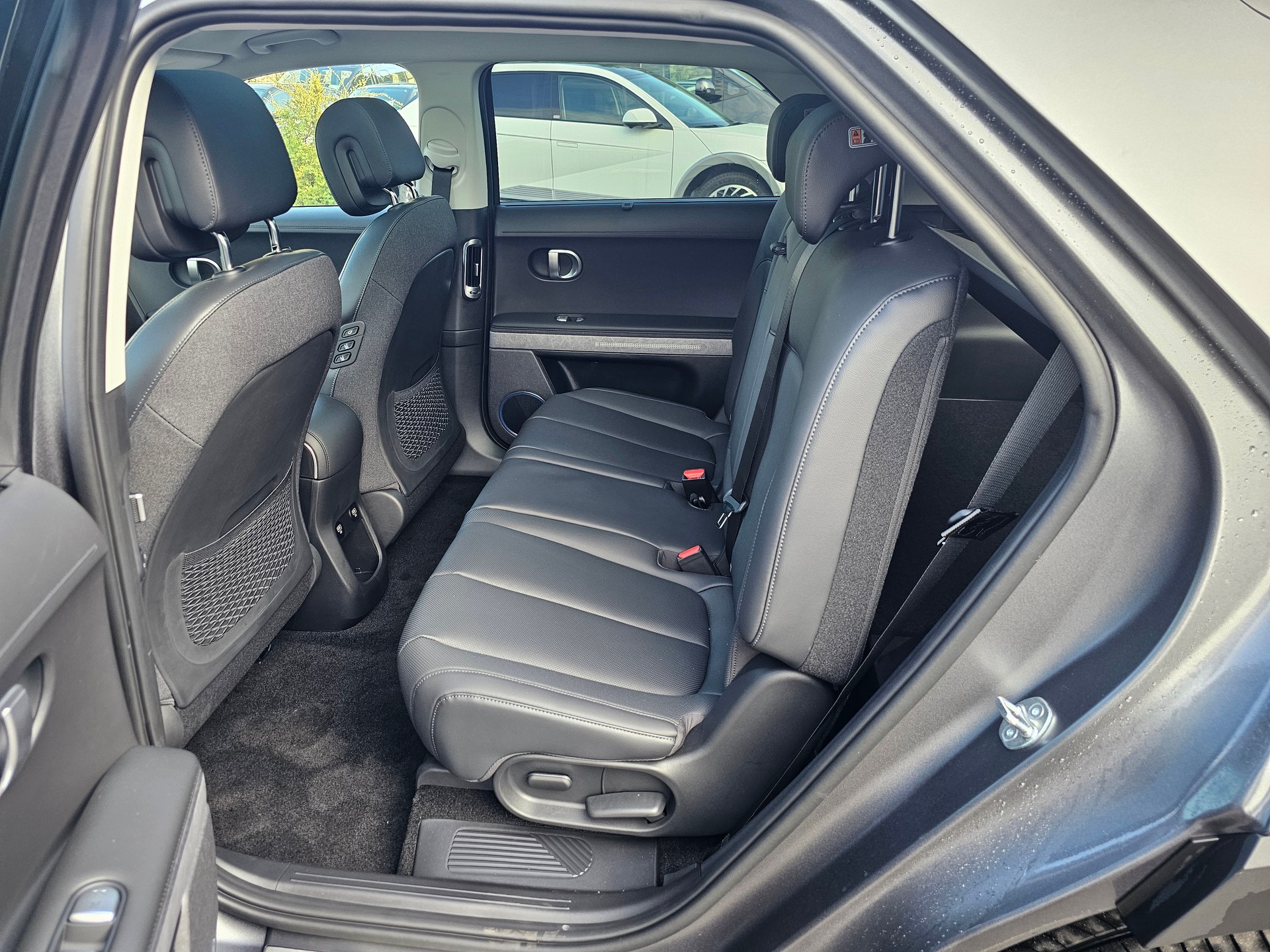 HYUNDAI Ioniq 5 77kWh Vertex 2WD-image-10