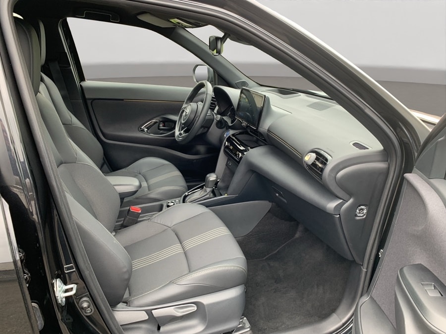 TOYOTA Yaris Cross 1.5 Adventure e-CVT AWDi-image-8