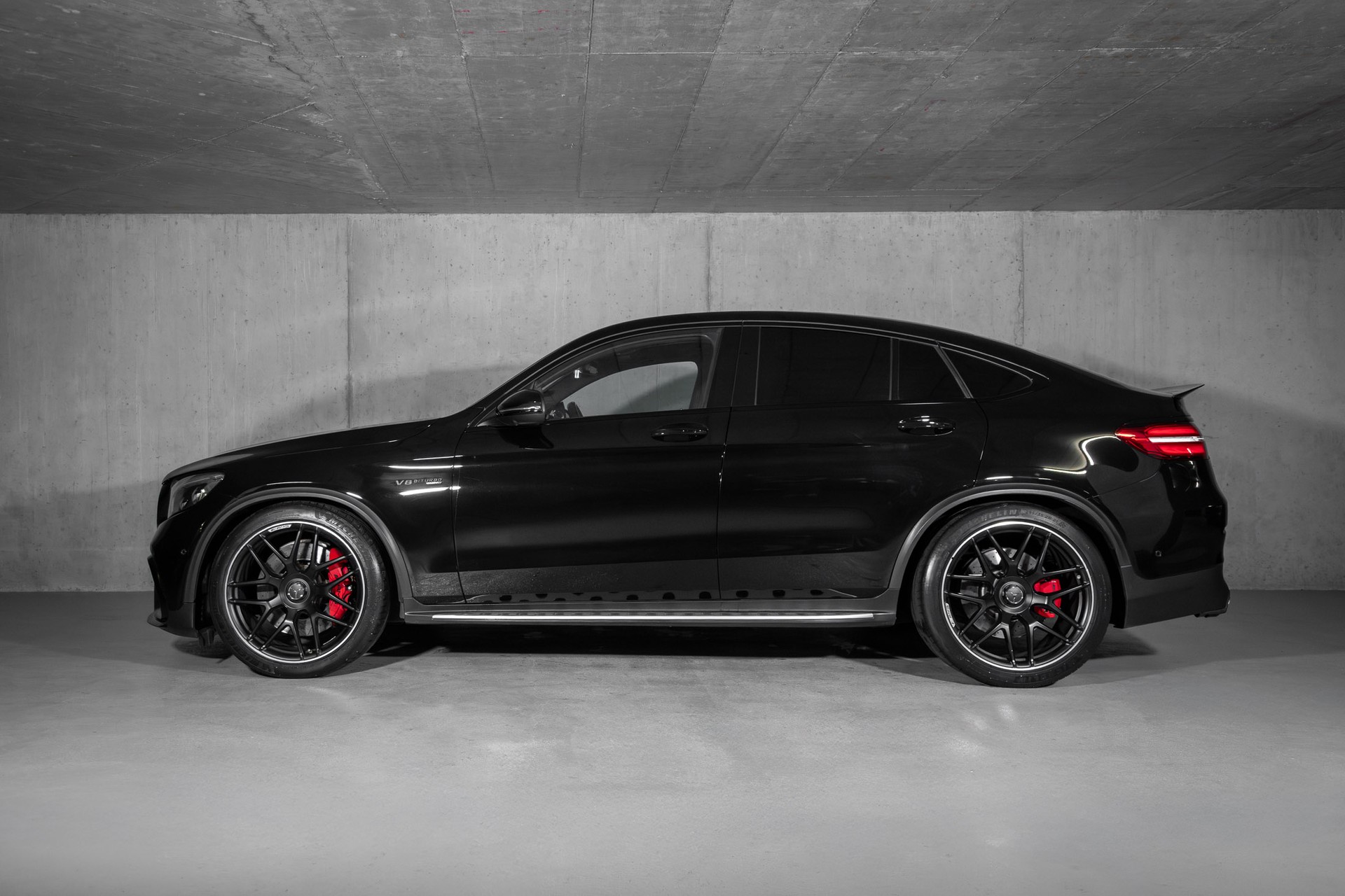 MERCEDES-BENZ GLC Coupé 63 S AMG 4Matic+ 9G-Tronic-showroom-element-3