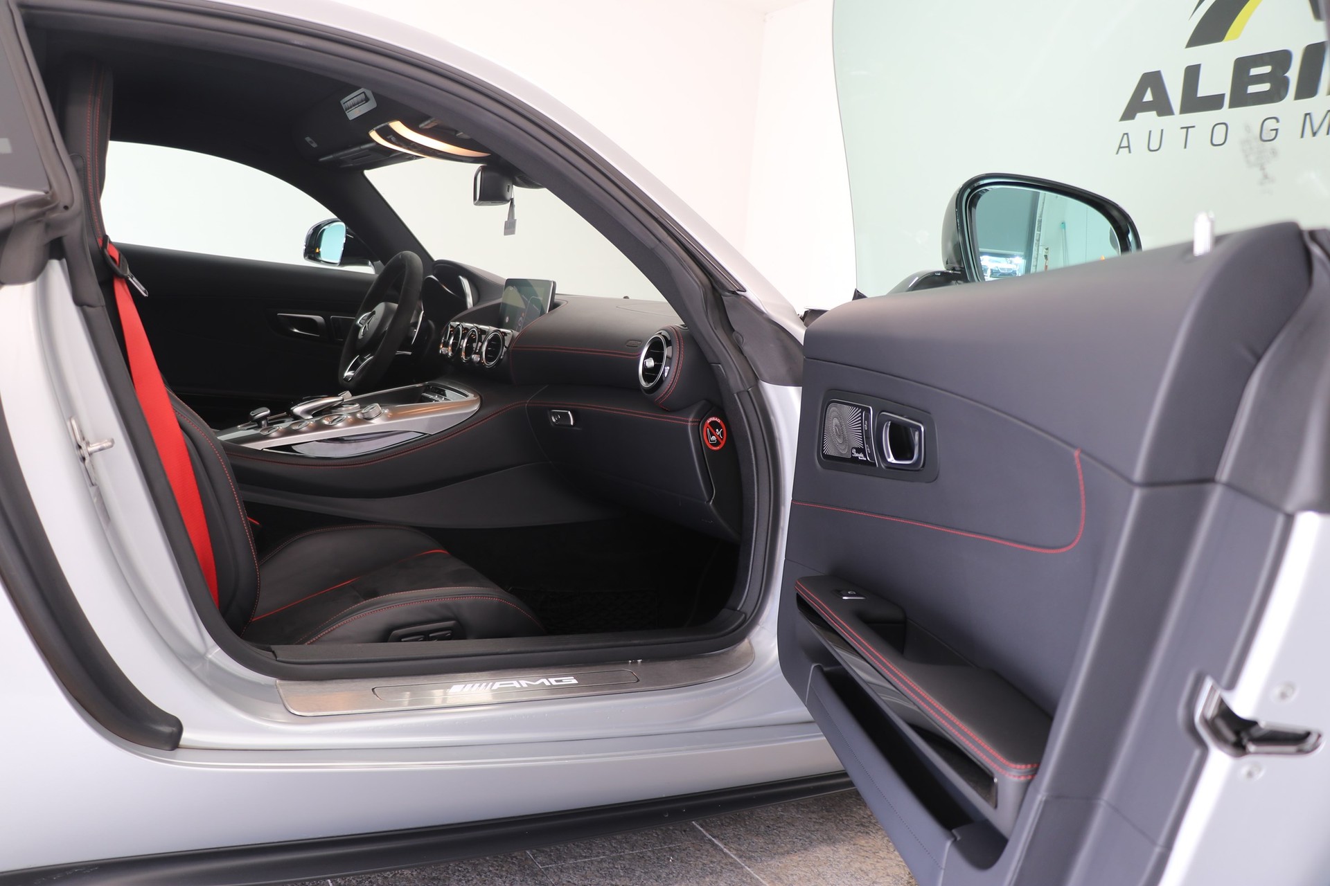 MERCEDES-BENZ AMG GT S Edition 1 Speedshift DCT-image-10