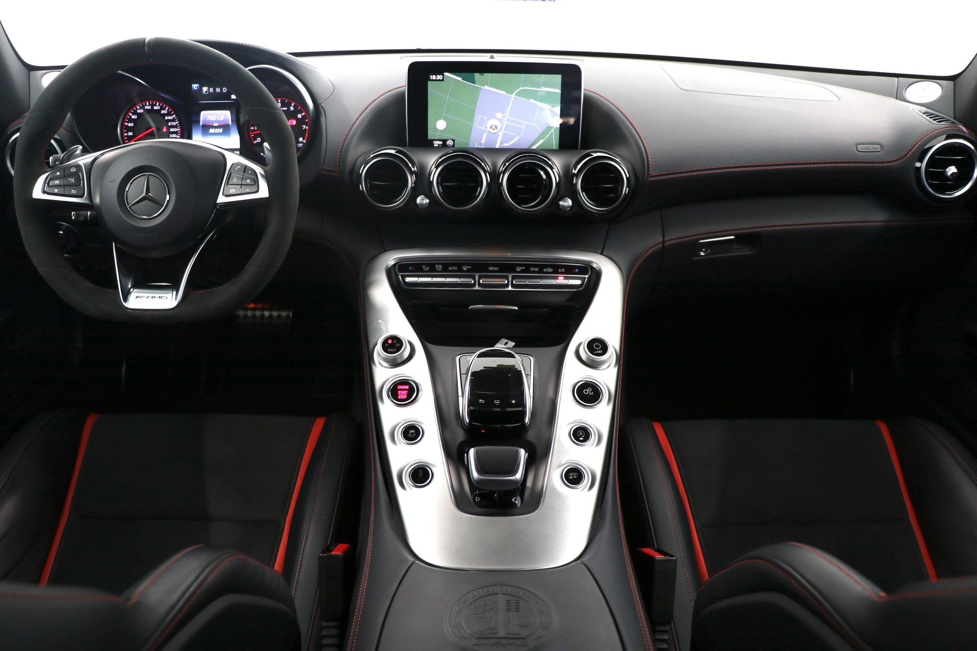 MERCEDES-BENZ AMG GT S Edition 1 Speedshift DCT-image-13