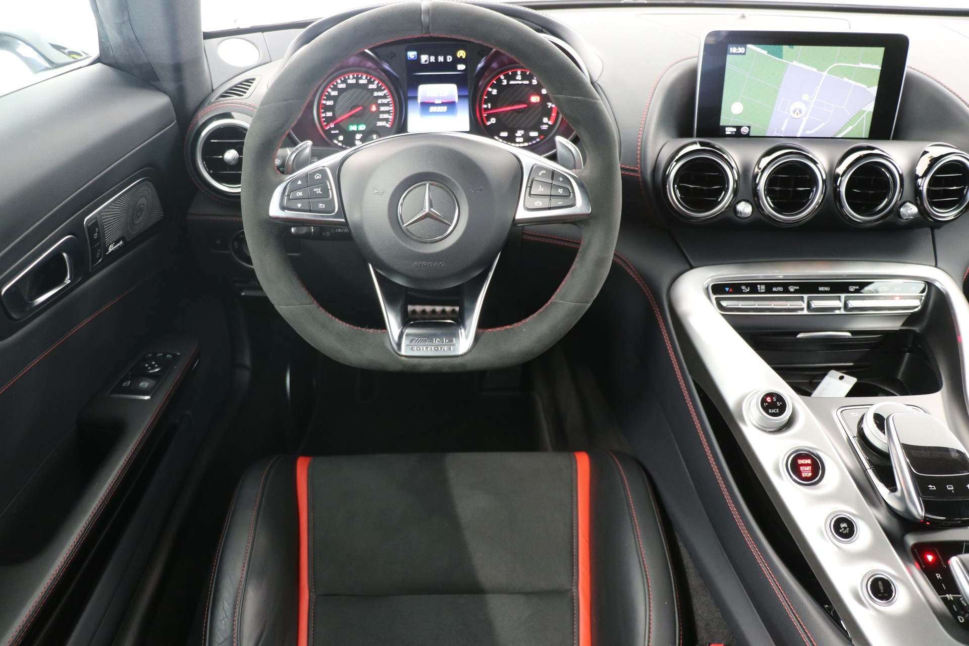 MERCEDES-BENZ AMG GT S Edition 1 Speedshift DCT-image-14
