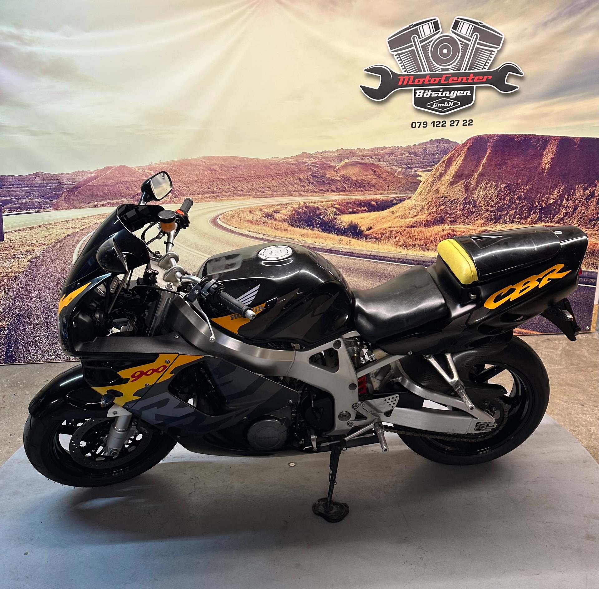 HONDA CBR 900 acquistare un veicolo usato AutoScout24 - Main Image