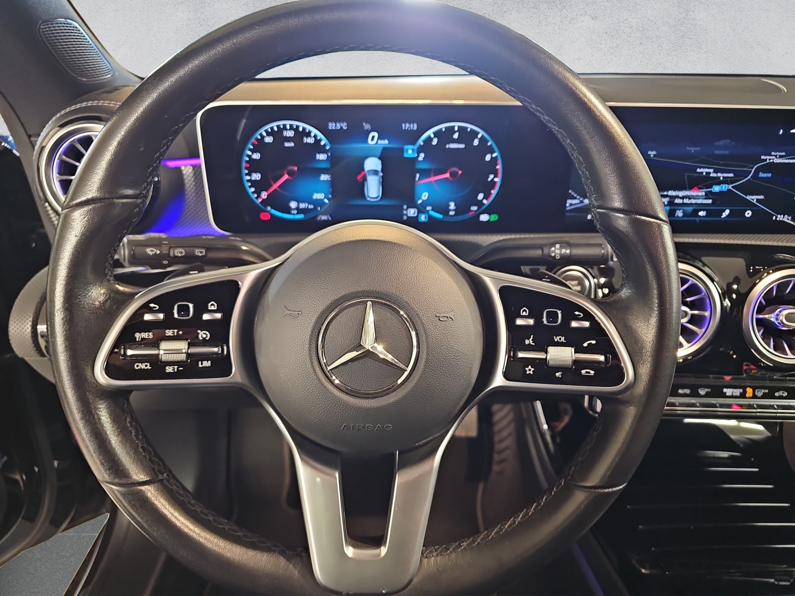 MERCEDES-BENZ CLA Shooting Brake 200 Progressive 7G-DCT-image-7