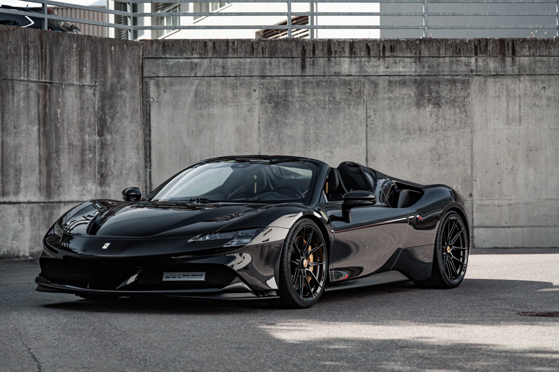 FERRARI SF90 Spider
