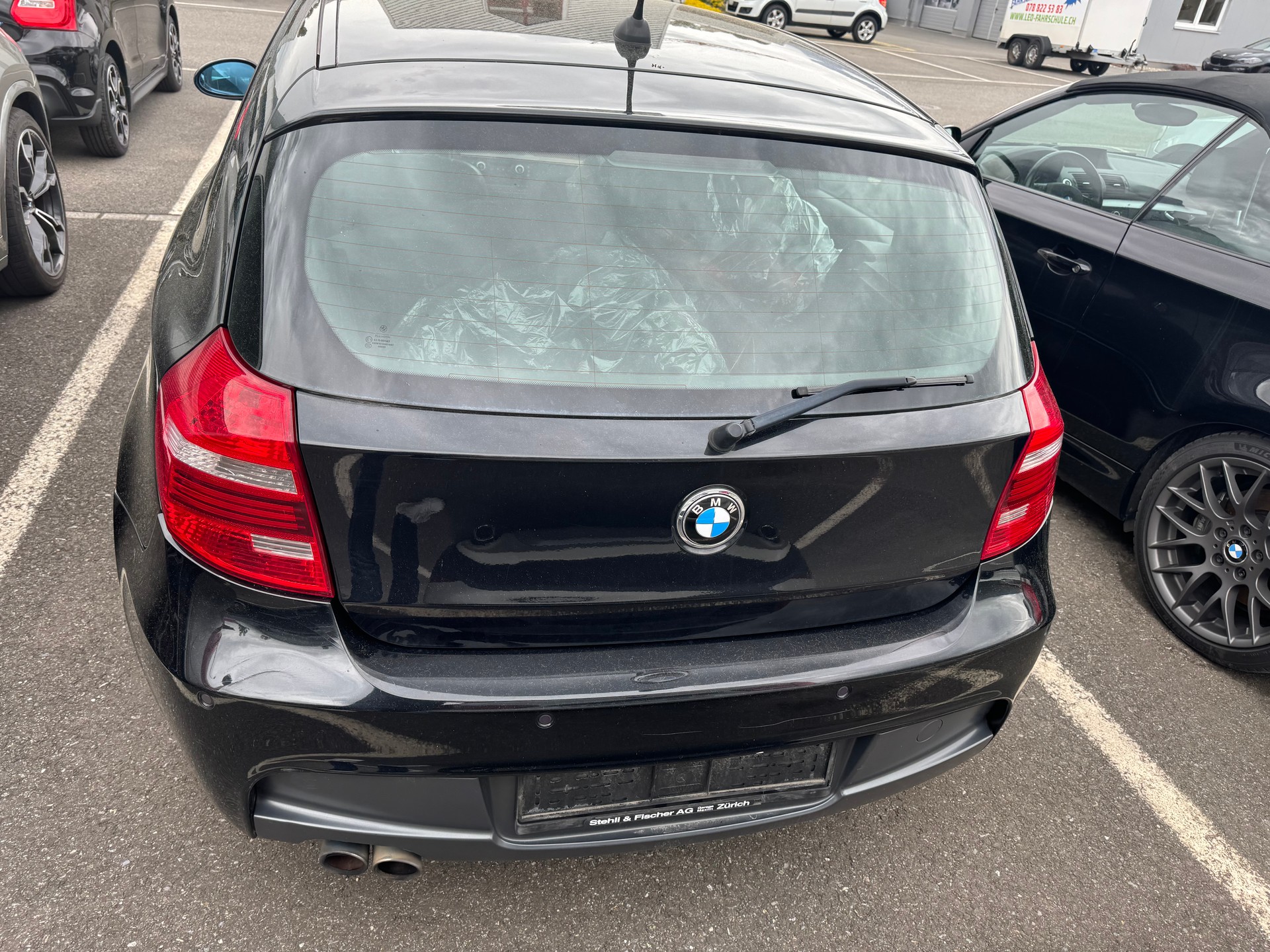 BMW 130i Steptronic-image-2