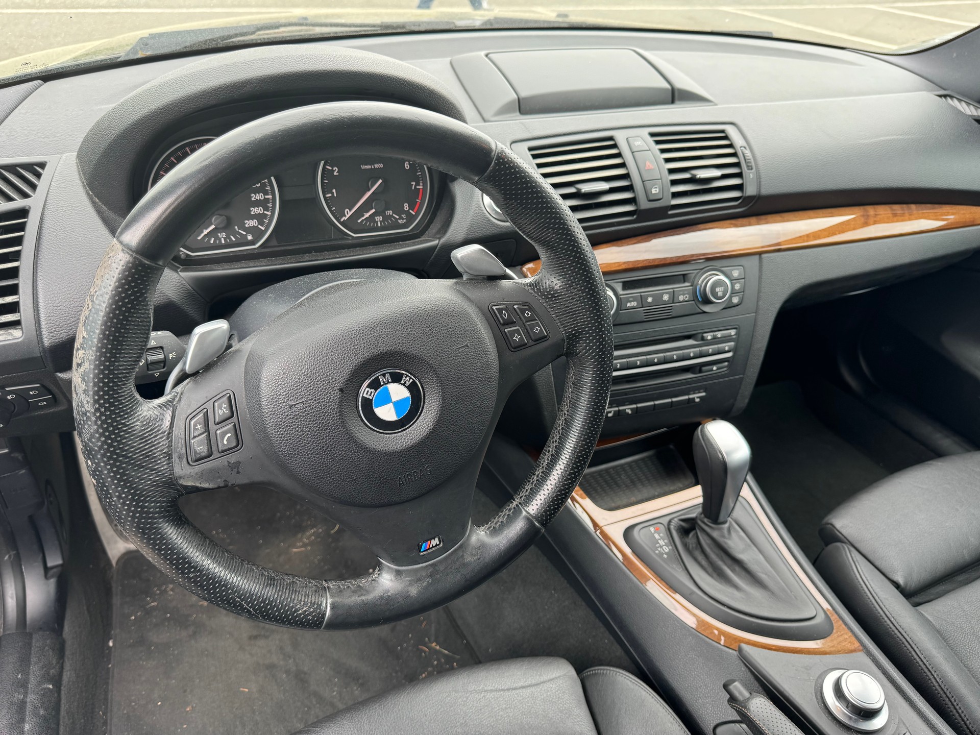 BMW 130i Steptronic-image-9