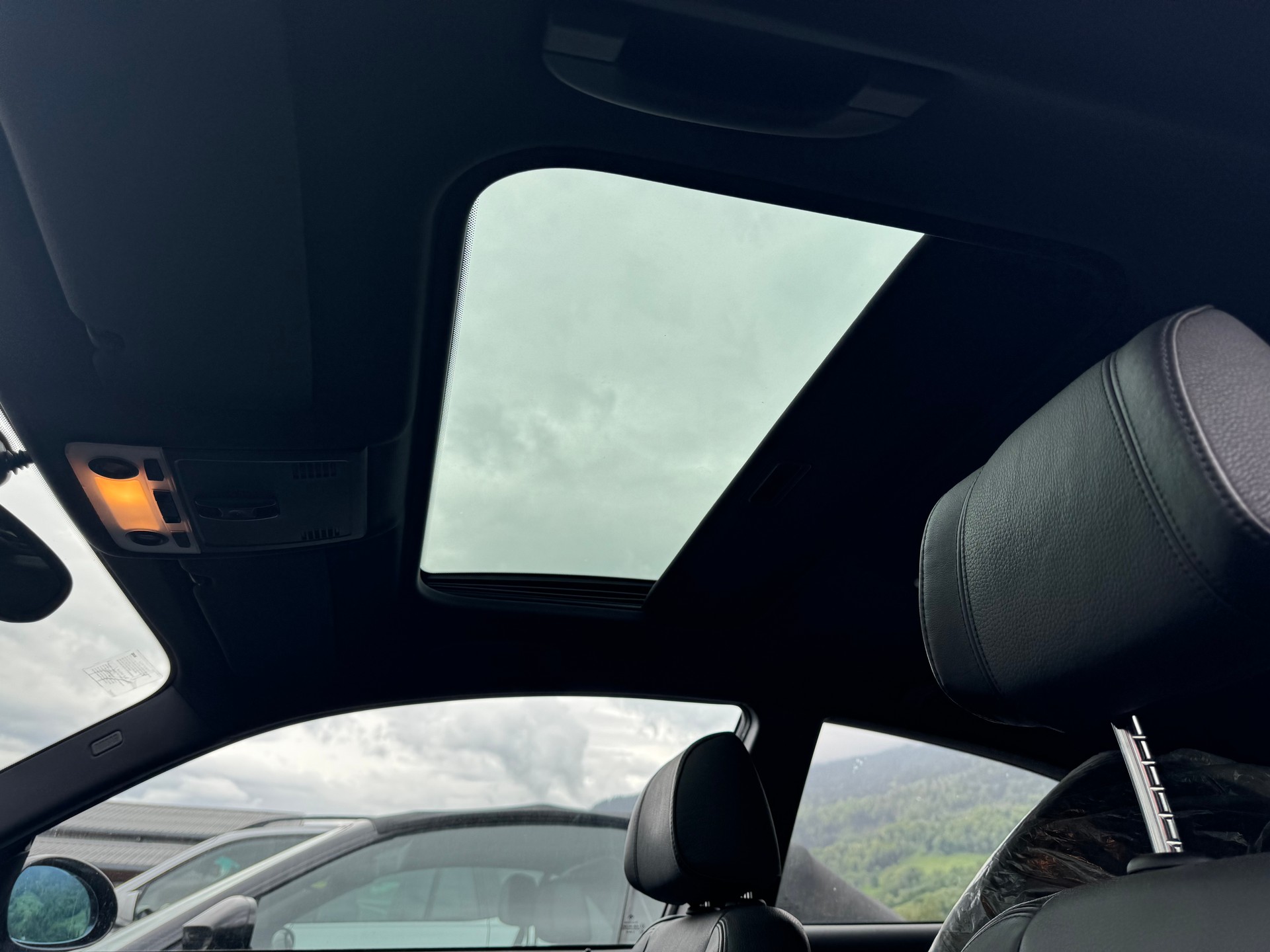 BMW 130i Steptronic-image-11