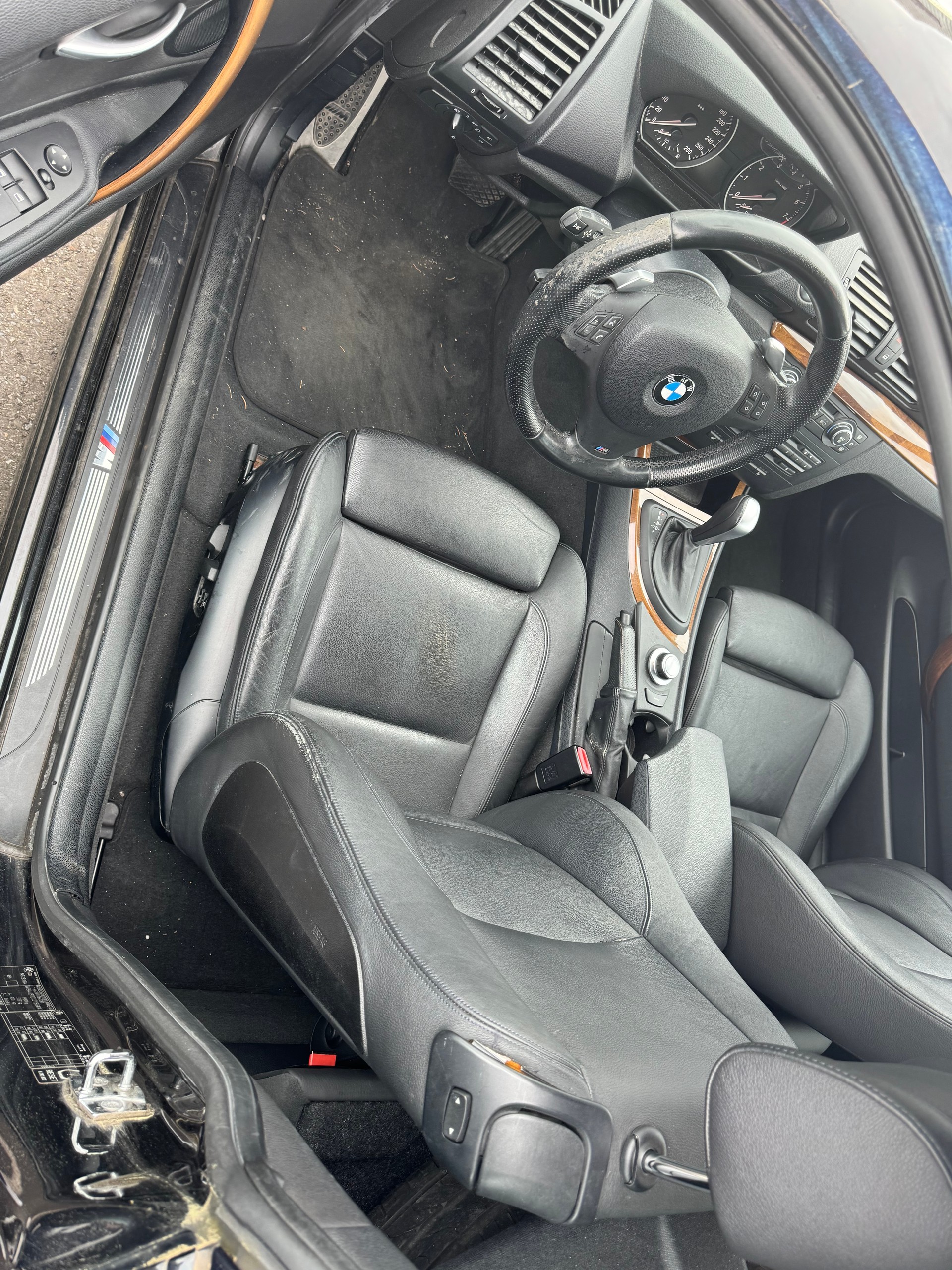BMW 130i Steptronic-image-8