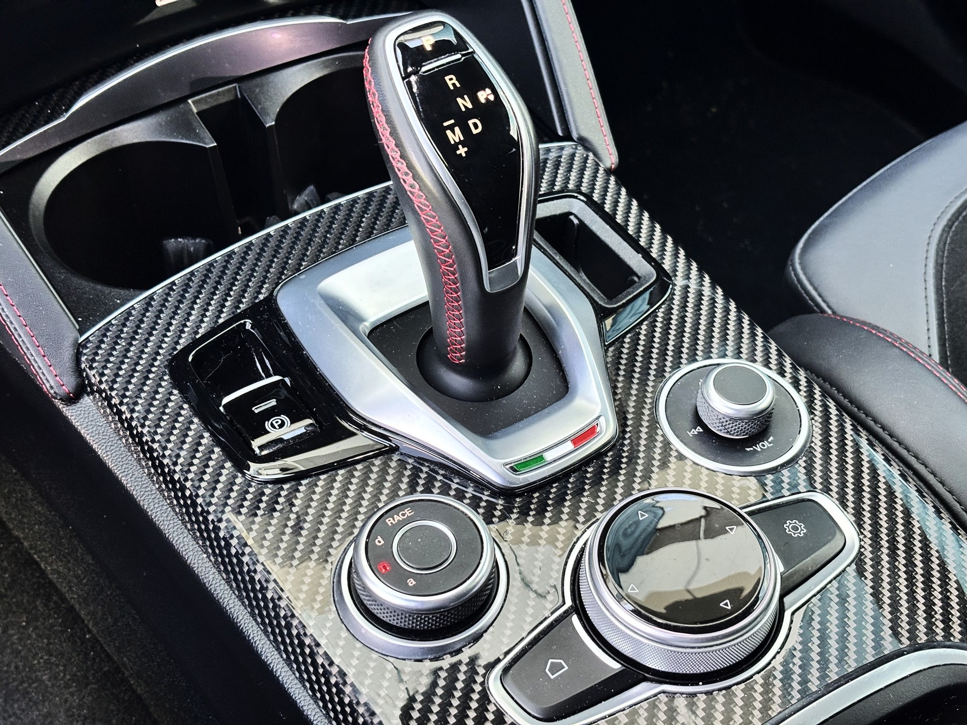 ALFA ROMEO Stelvio 2.9 V6 Quadrifoglio Q4-image-21