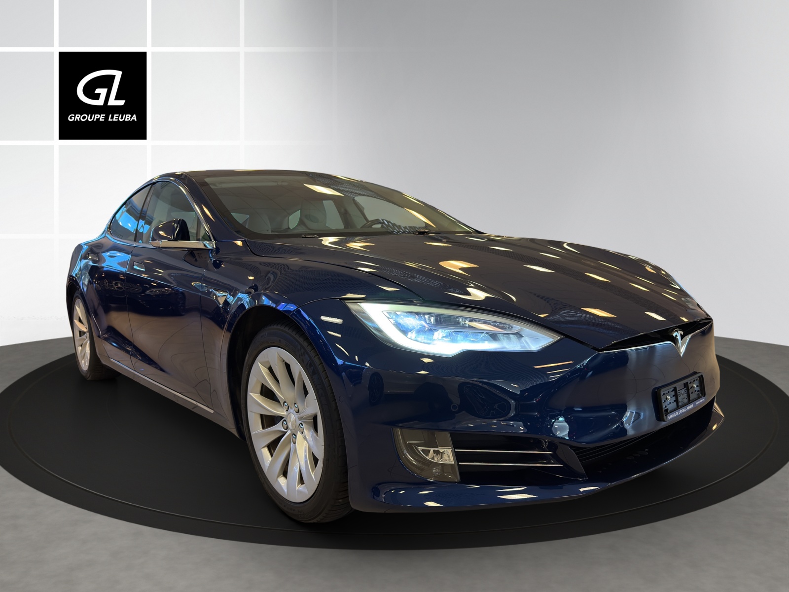 TESLA Model S 100 D