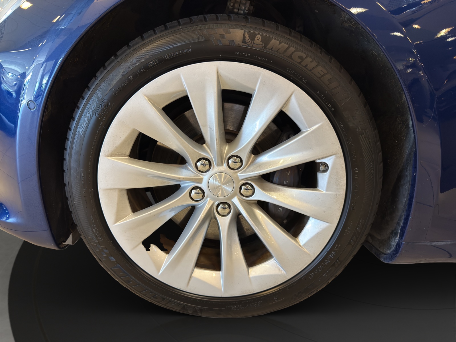 TESLA Model S 100 D-image-6