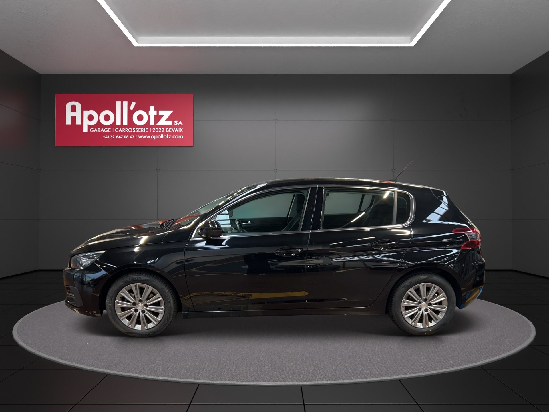 PEUGEOT 308 1.2 Pure Tech Allure-showroom-element-1