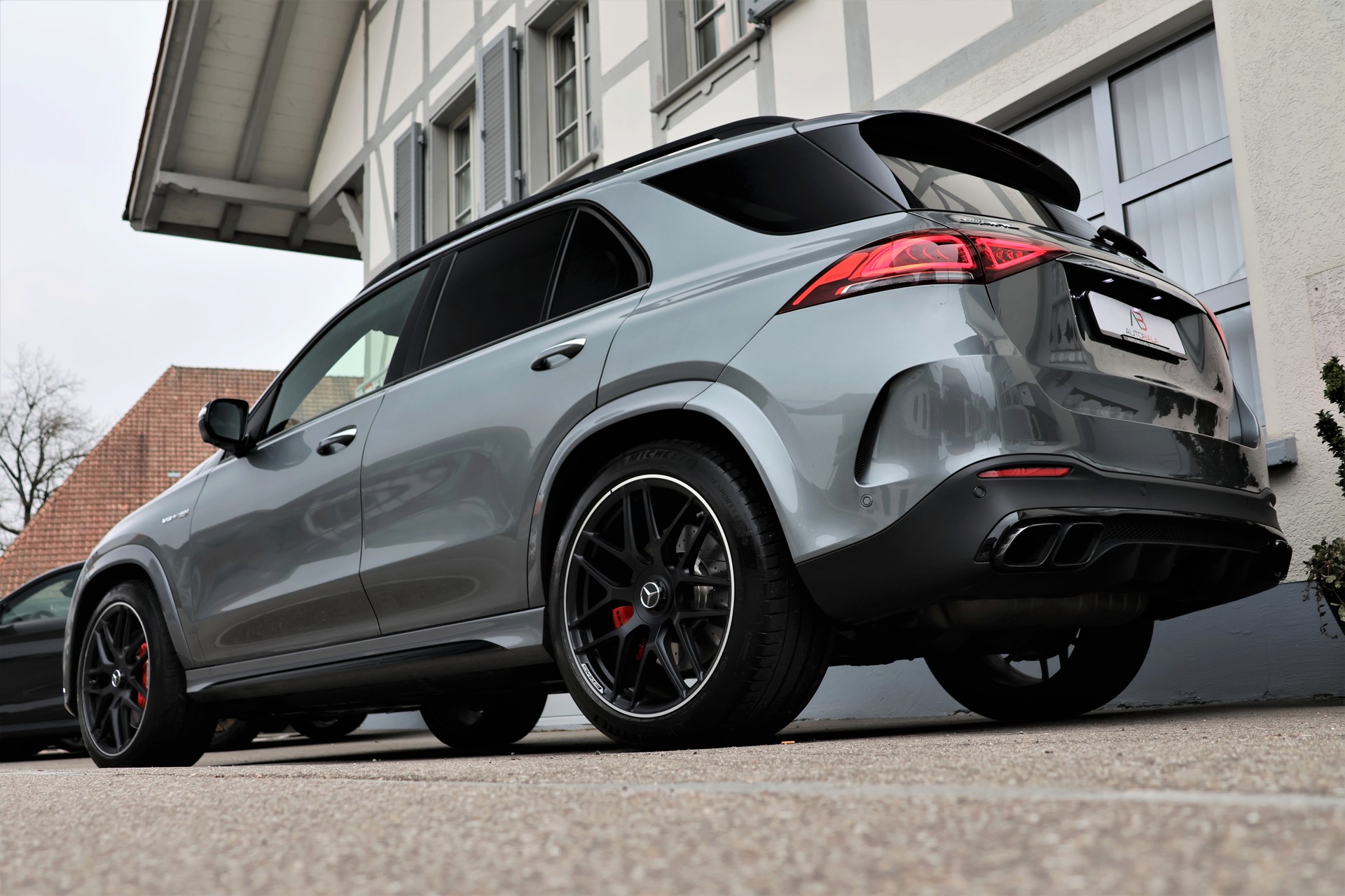 MERCEDES-BENZ GLE 63 S AMG 4Matic+ 9G-Speedshift MSI+ (CH)-showroom-element-2