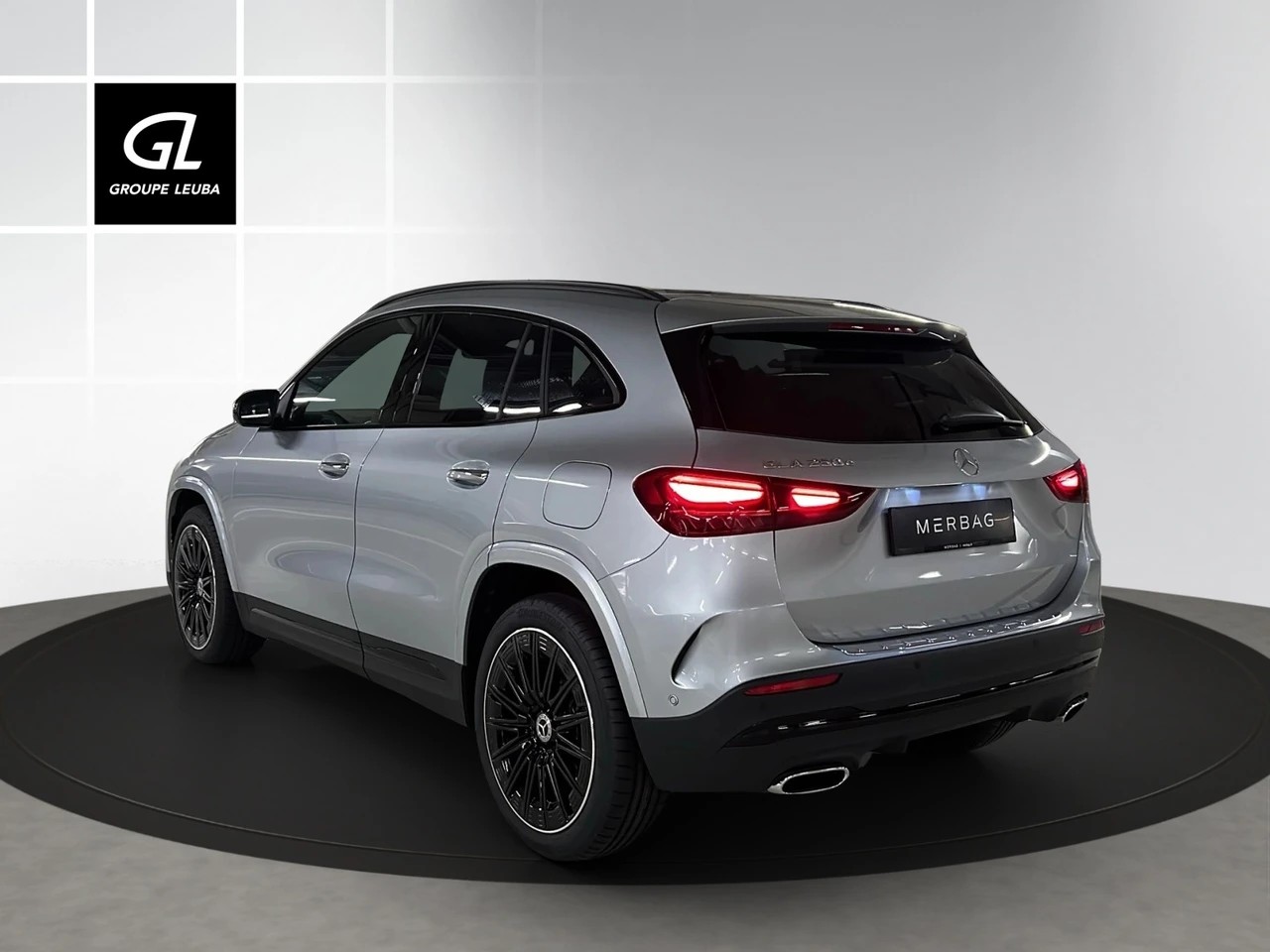 Image MERCEDES-BENZ GLA-250 GLA 250 4Matic 8G-DCT Swiss Star