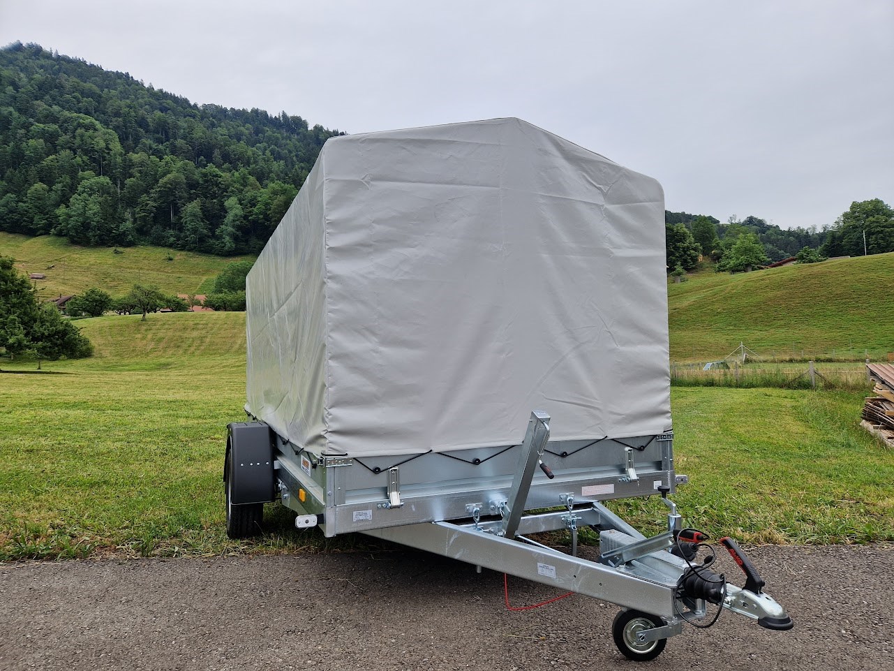 NEPTUN GN226 1800kg L3800xB1800xH1750