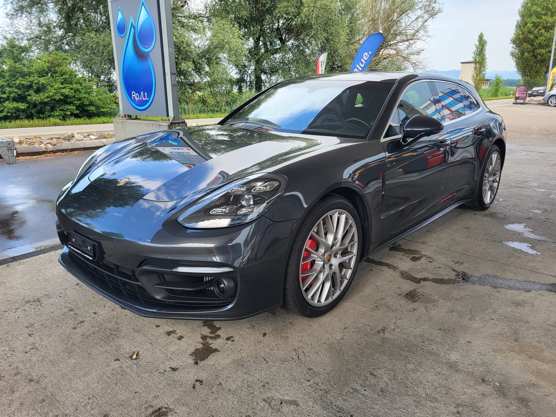 PORSCHE Panamera 4S E-Hybrid Sport Turismo PDK-showroom-element-1