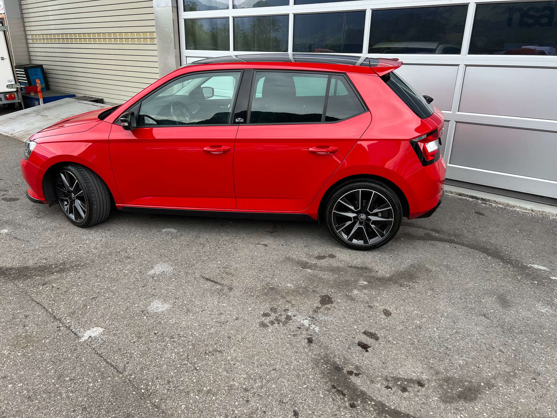 SKODA Fabia 1.0 TSI Monte Carlo DSG *** Navigation * Rückfahrkamera * Tempomat * frisch ab MFK * 1 Jahr Garantie möglich ***-showroom-element-3