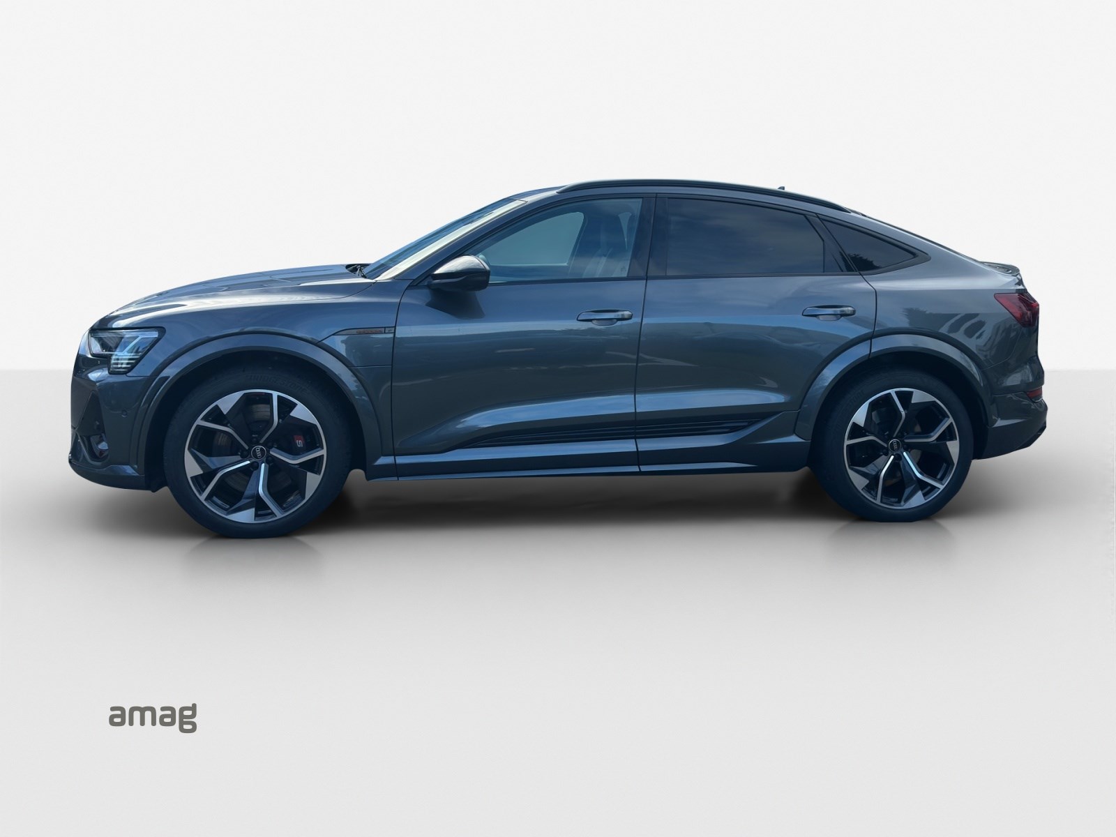 AUDI e-tron S Sportback quattro-showroom-element-1