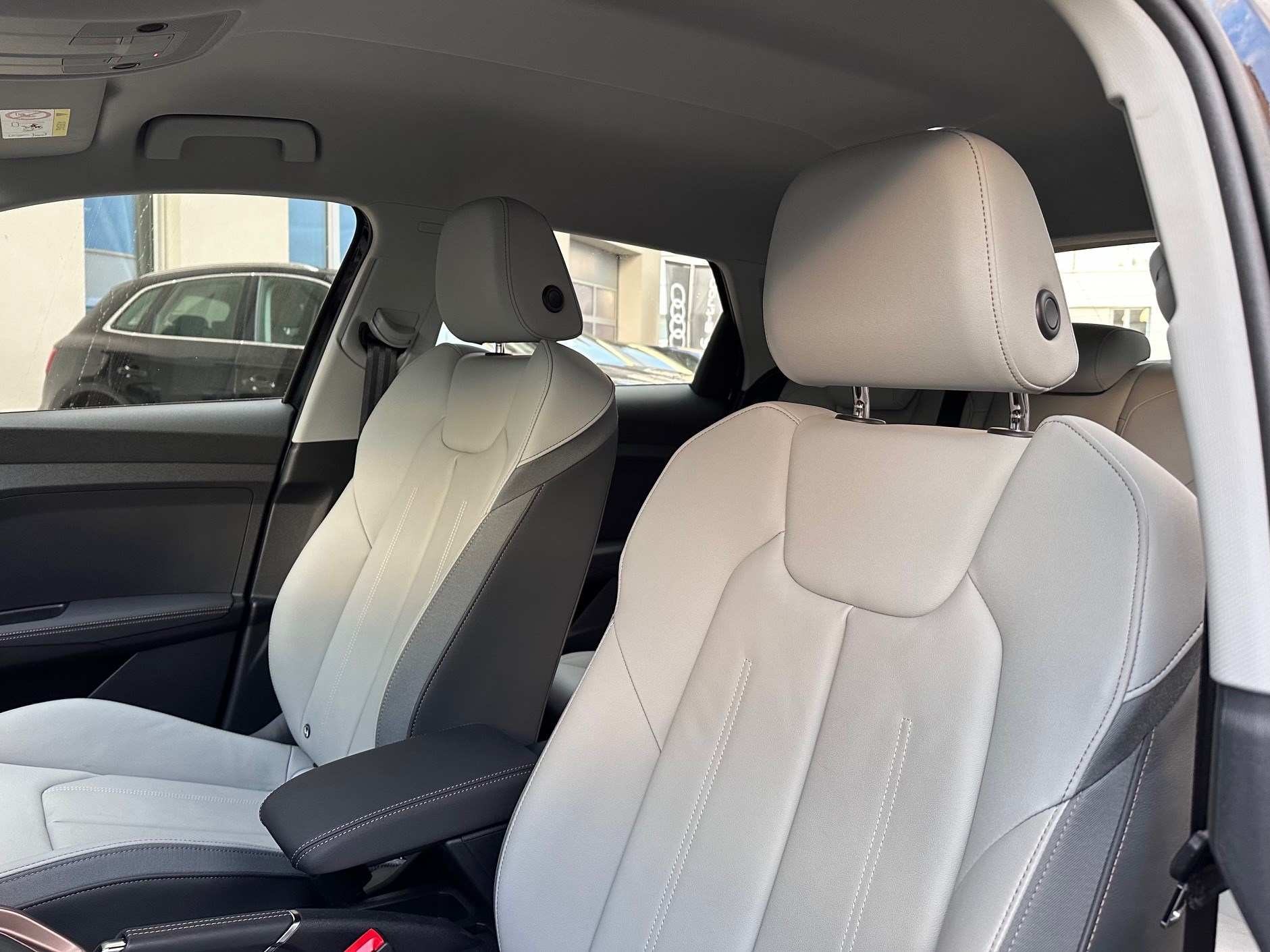 AUDI A1 allstreet 35 TFSI S-tronic-image-9
