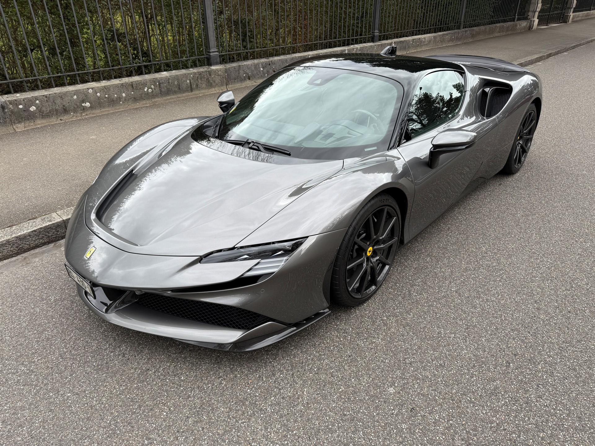 FERRARI SF90 Stradale "Assetto Fiorano"