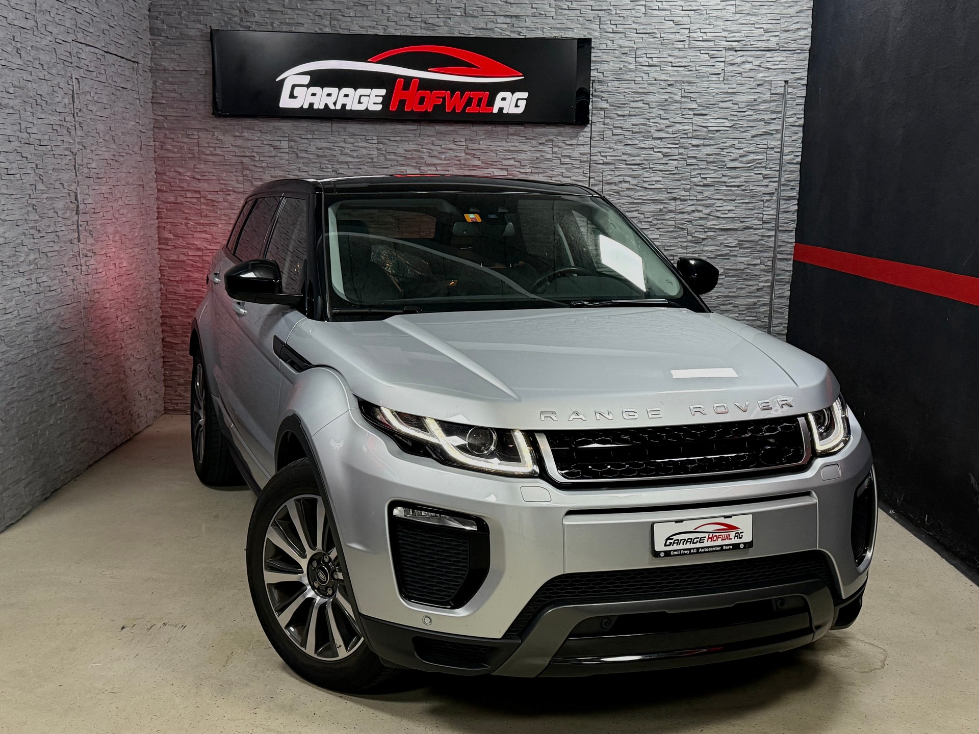 LAND ROVER Range Rover Evoque 2.0 Si4 SE Dynamic AT9-showroom-element-2