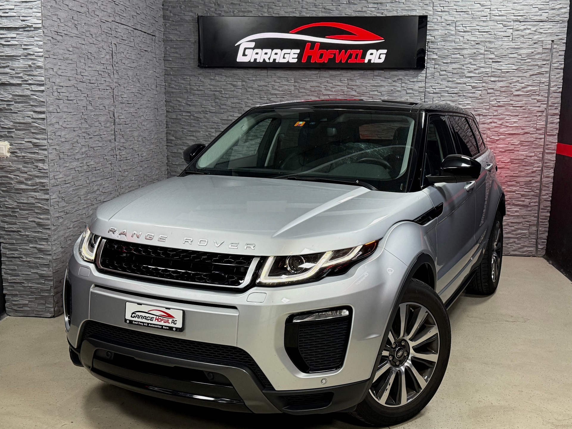 LAND ROVER Range Rover Evoque 2.0 Si4 SE Dynamic AT9