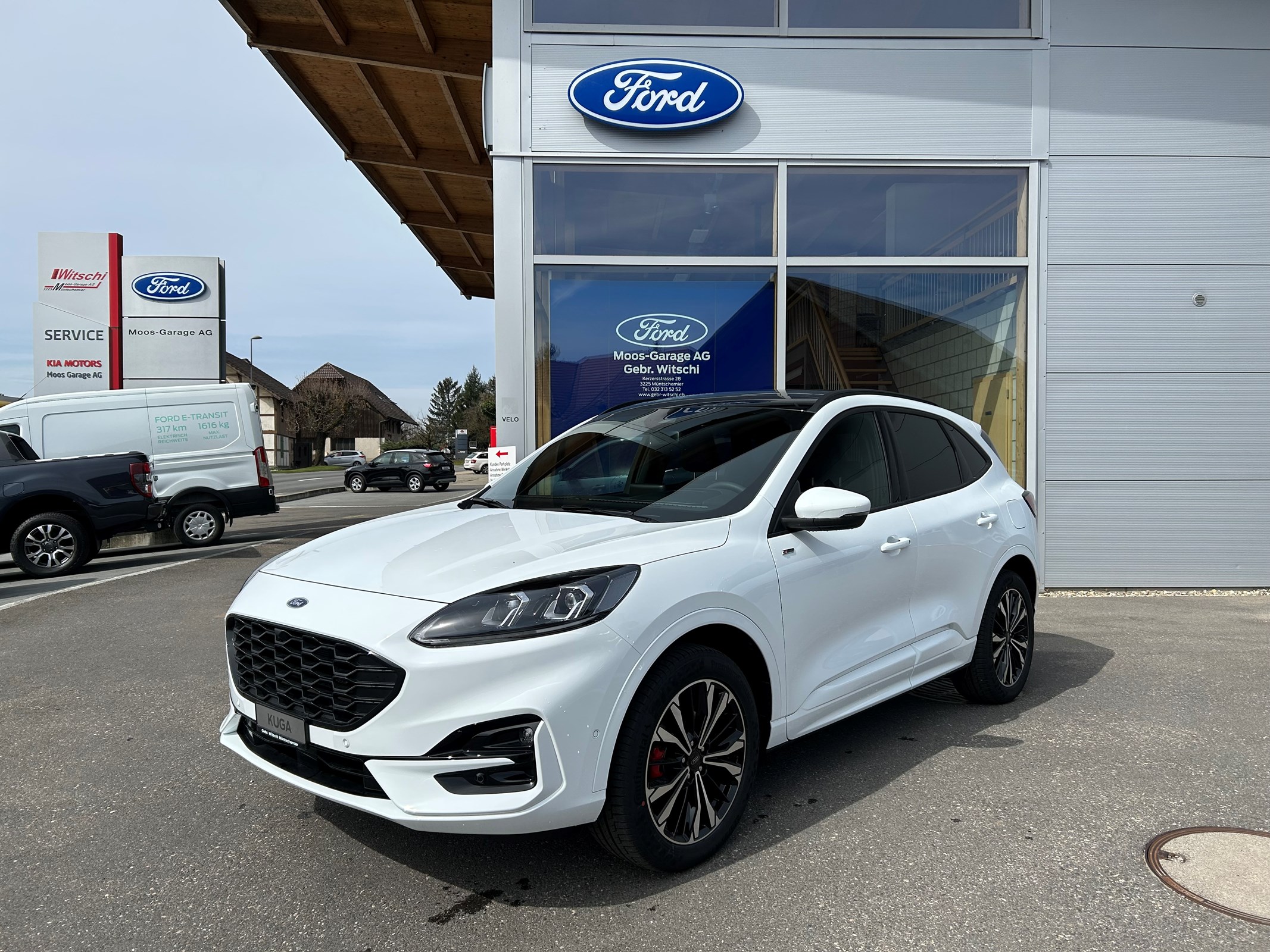 FORD Kuga (SUV / Gelndewagen)