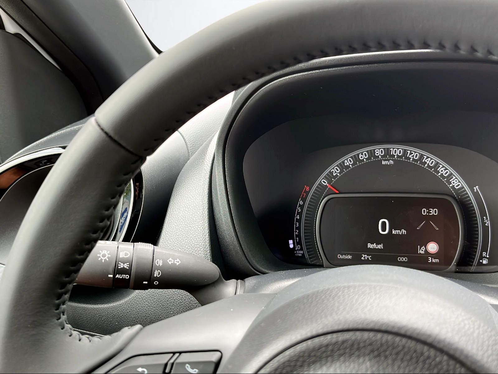 TOYOTA Aygo X 1.0 VVT-i Trend-image-19