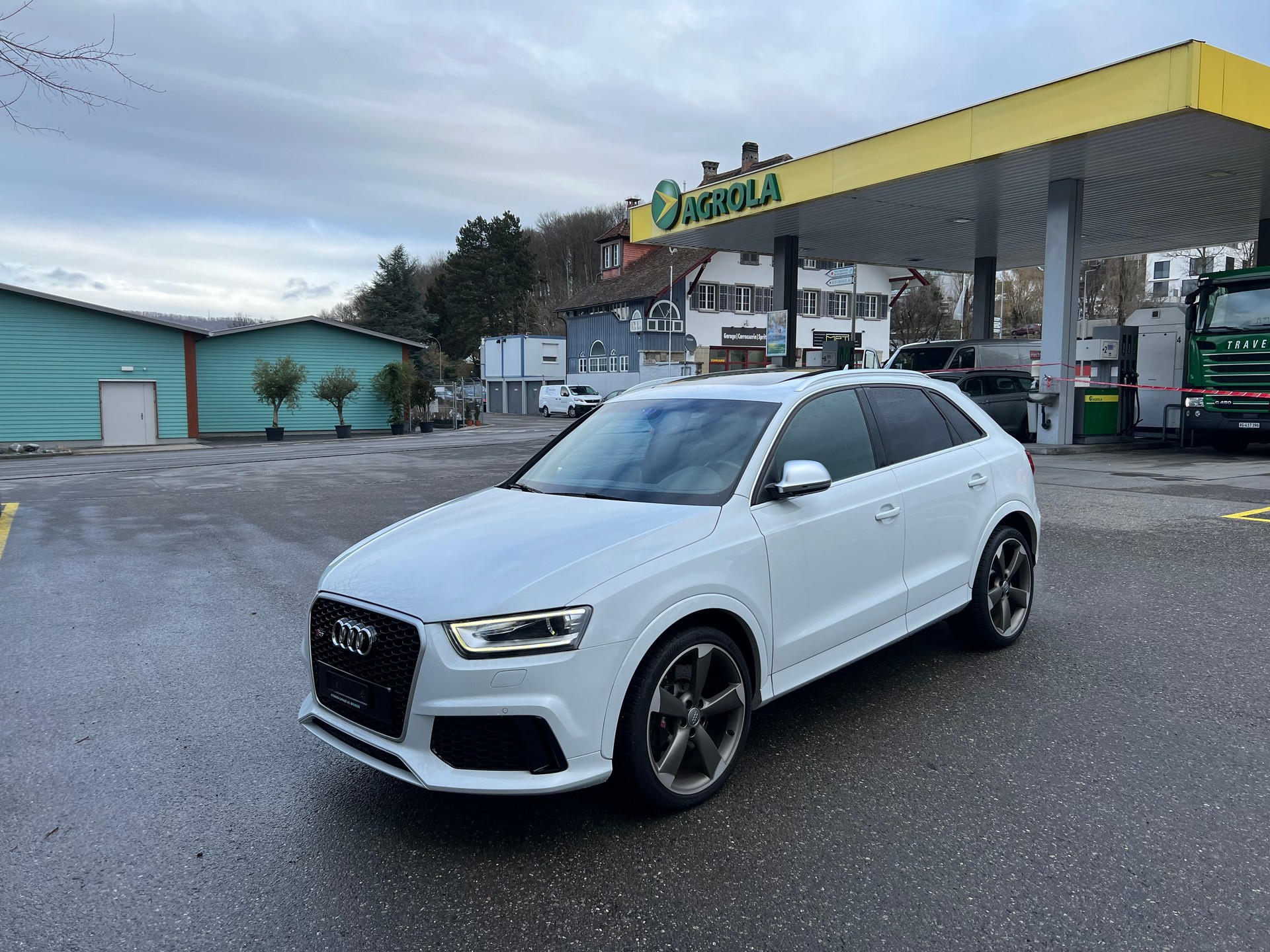 AUDI RS Q3 2.5 TFSI quattro S-tronic