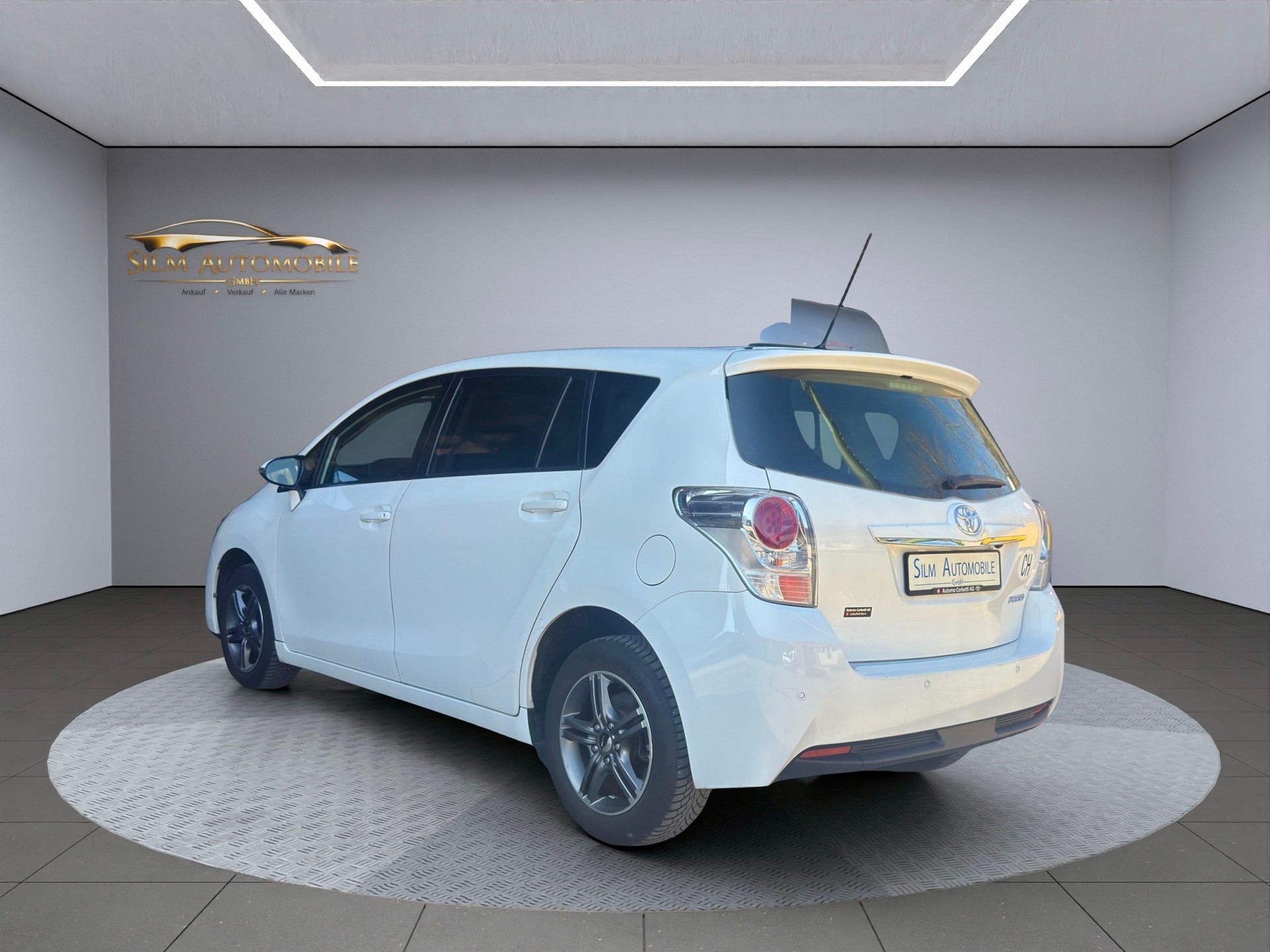 TOYOTA Verso 1.8 Limited Edition-image-5
