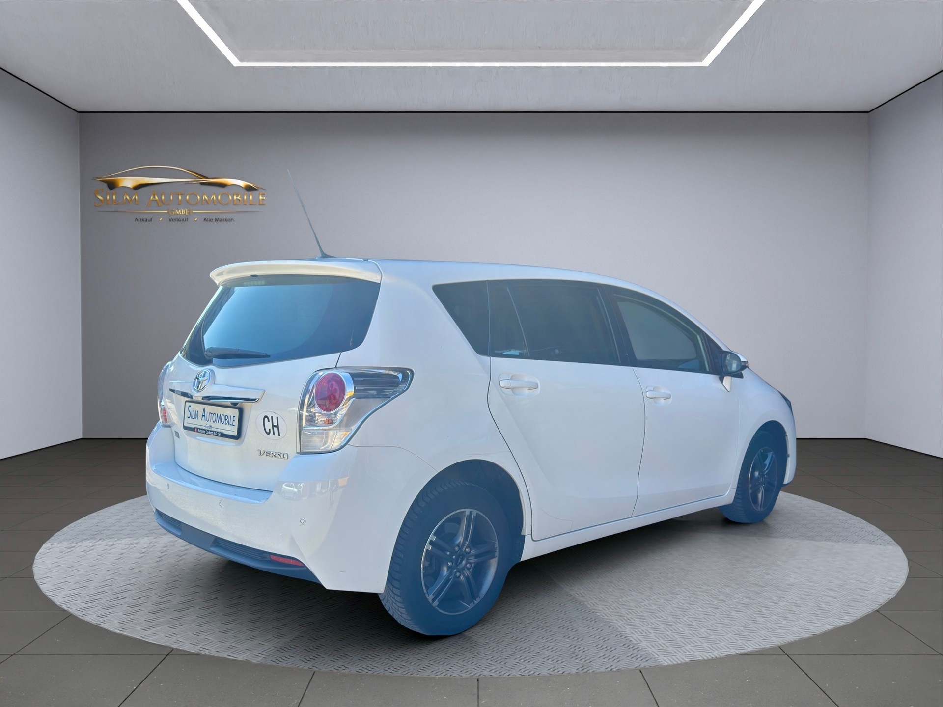 TOYOTA Verso 1.8 Limited Edition-image-6