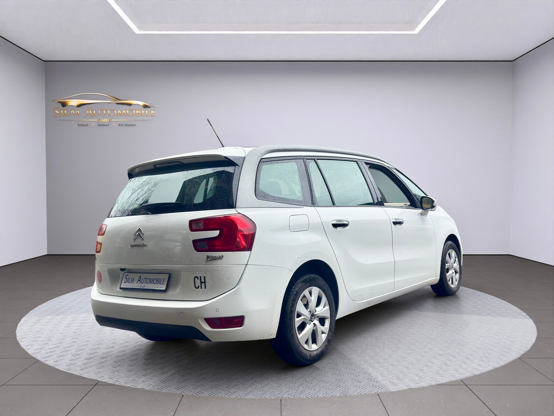 CITROEN Grand C4 Picasso 1.6 e-HDi Exclusive-image-5
