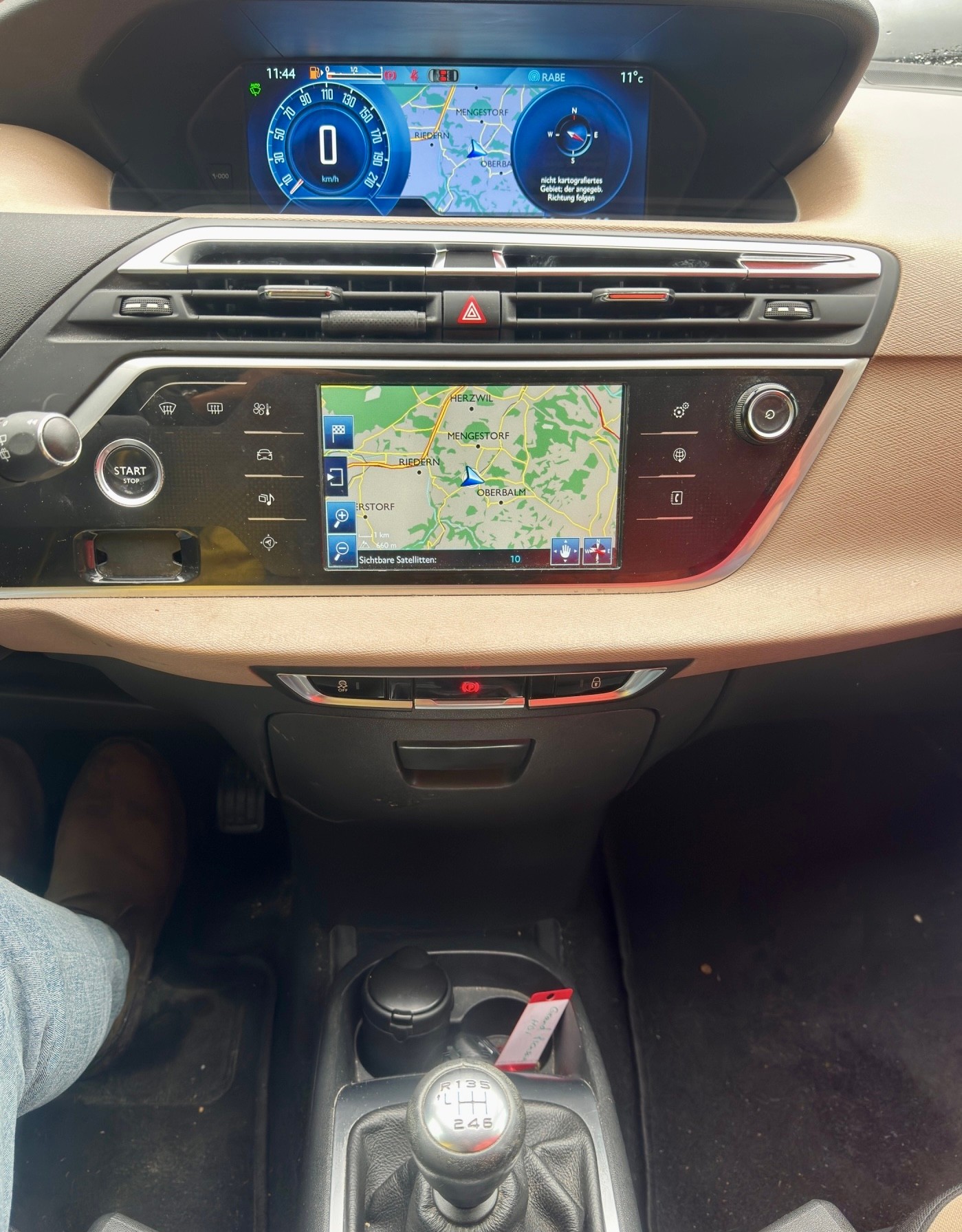 CITROEN Grand C4 Picasso 1.6 e-HDi Exclusive-image-19