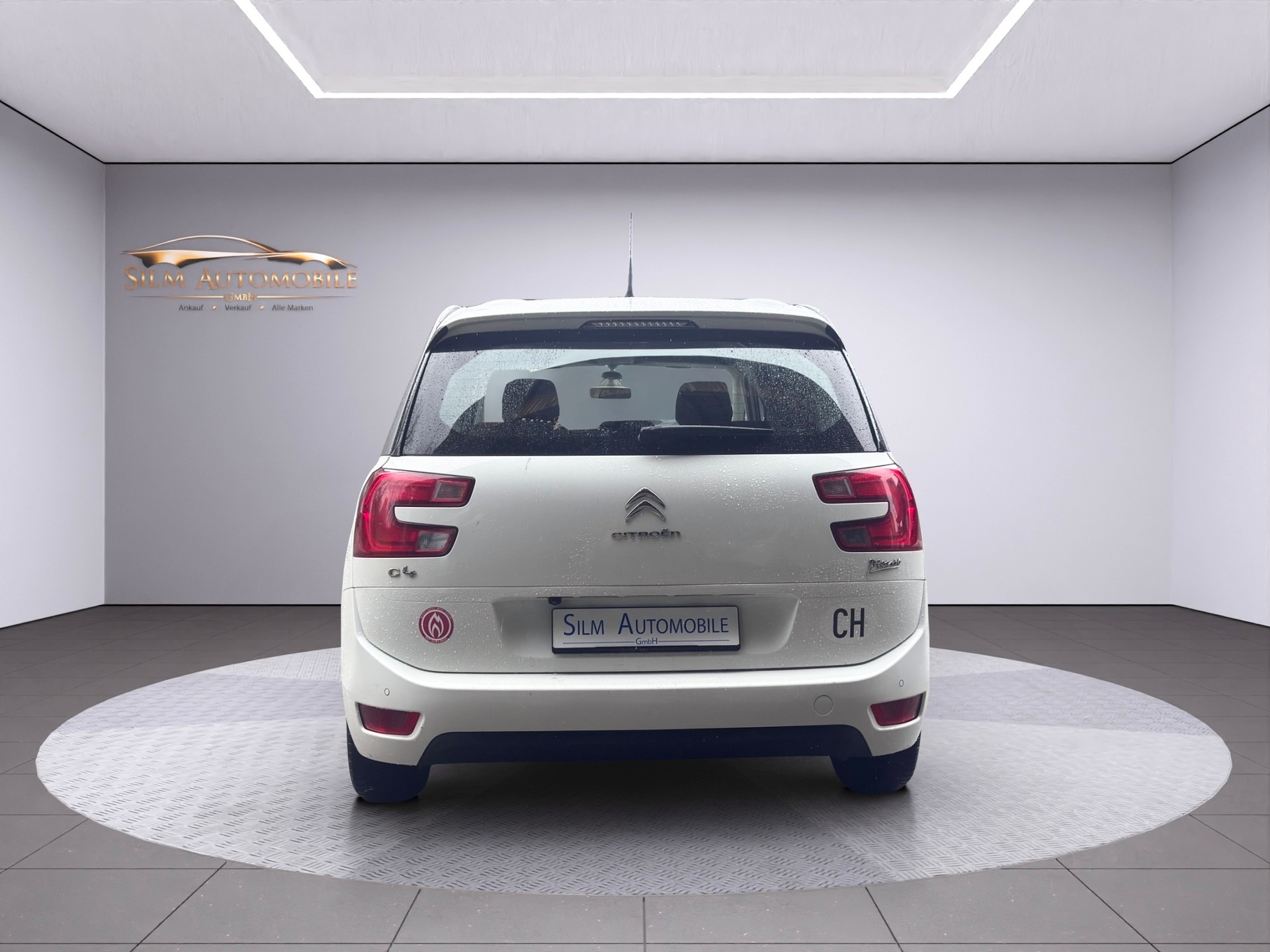 CITROEN Grand C4 Picasso 1.6 e-HDi Exclusive-image-4