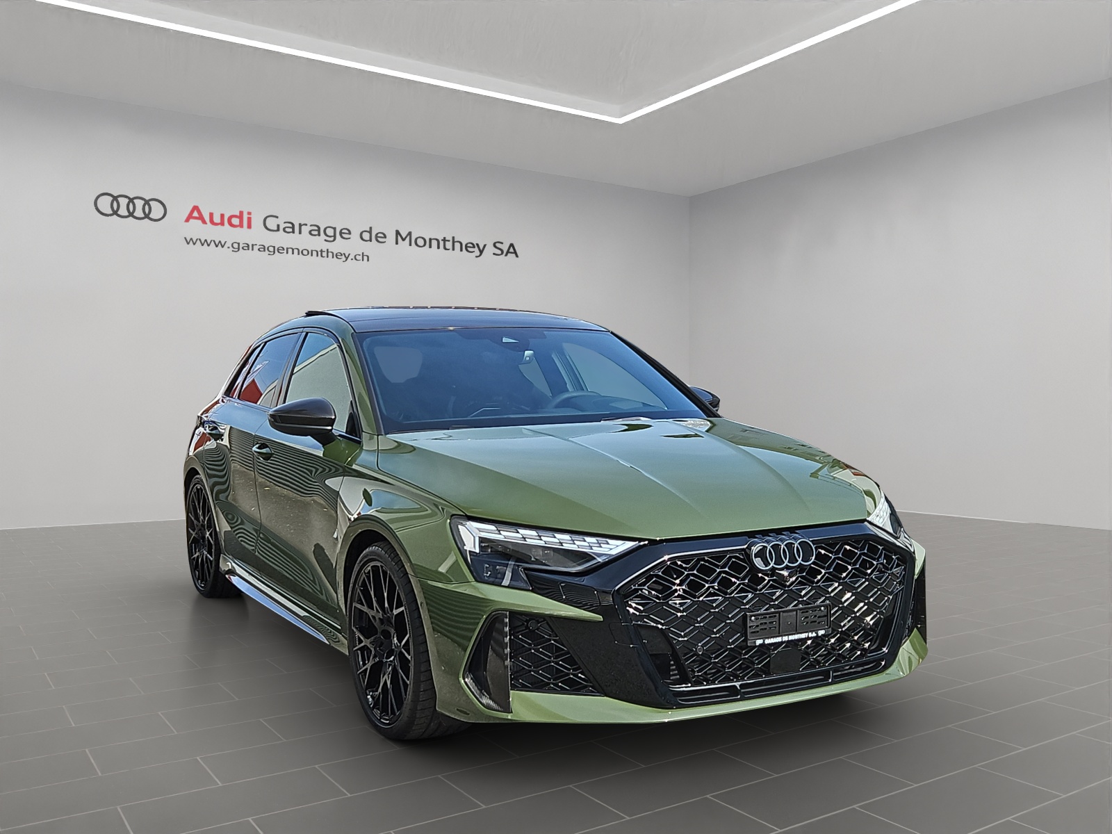 AUDI RS3 Sportback 2.5 TSI quattro S-tronic-showroom-element-2
