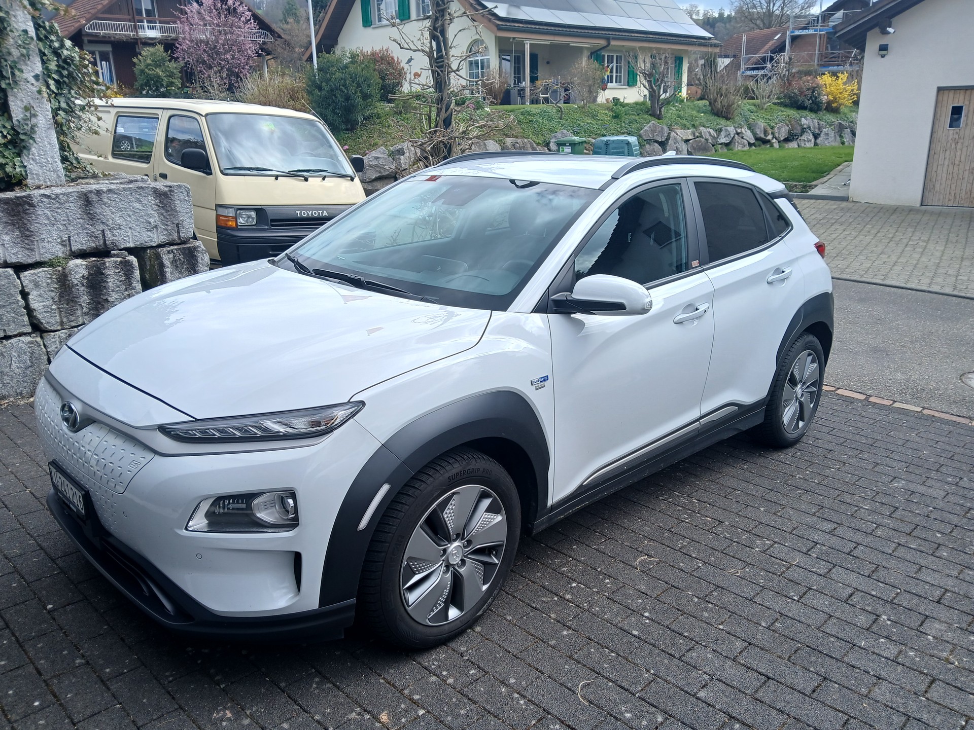 HYUNDAI Kona EV Vertex