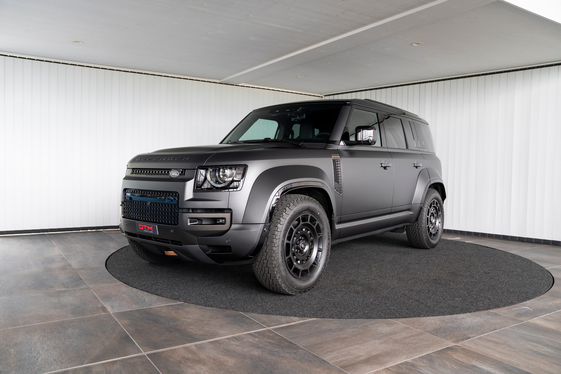 LAND ROVER Defender 110 635 V8 4.4 Octa Edition One AT8