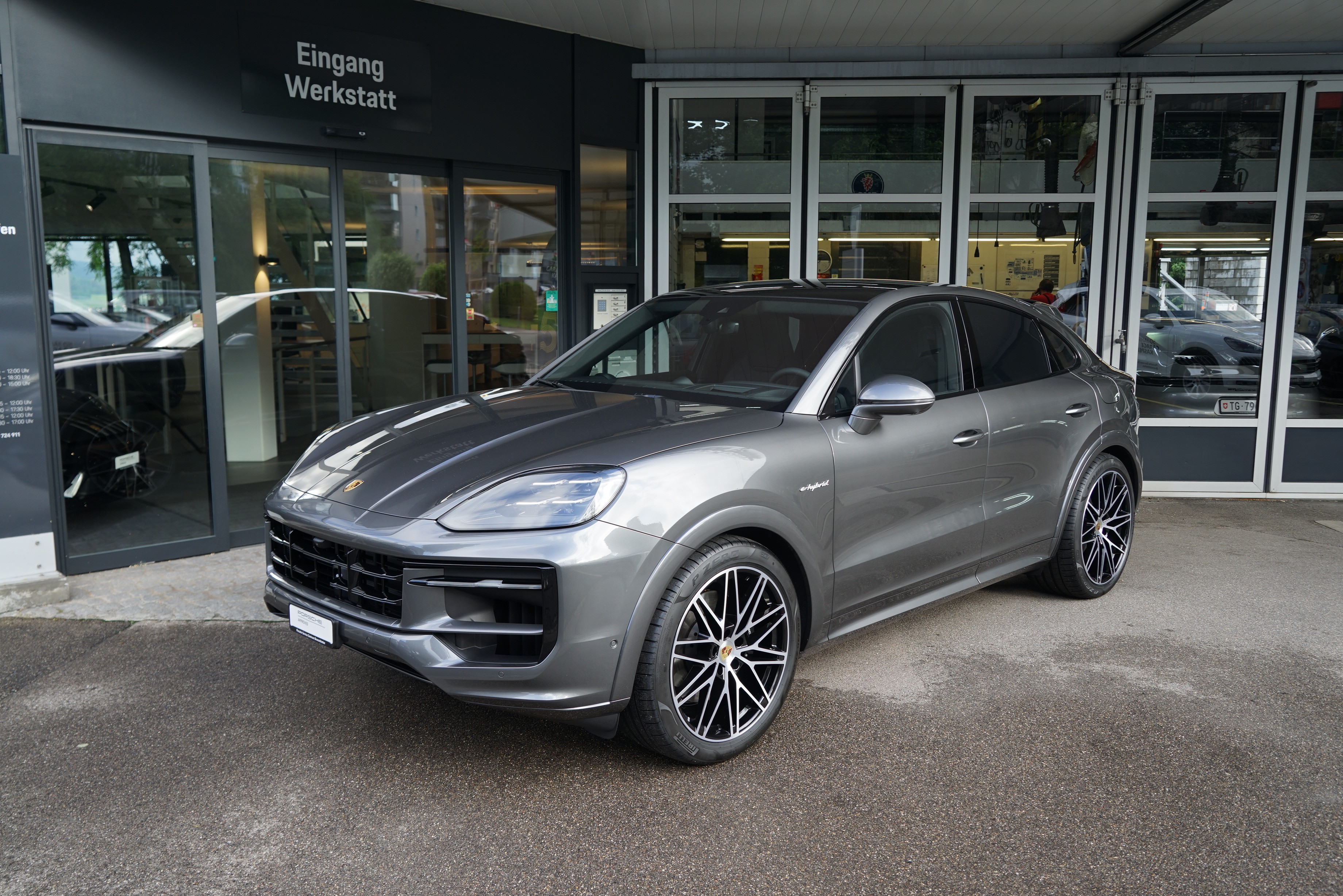 PORSCHECayenne Coup E-Hybrid (SUV / Gelndewagen)