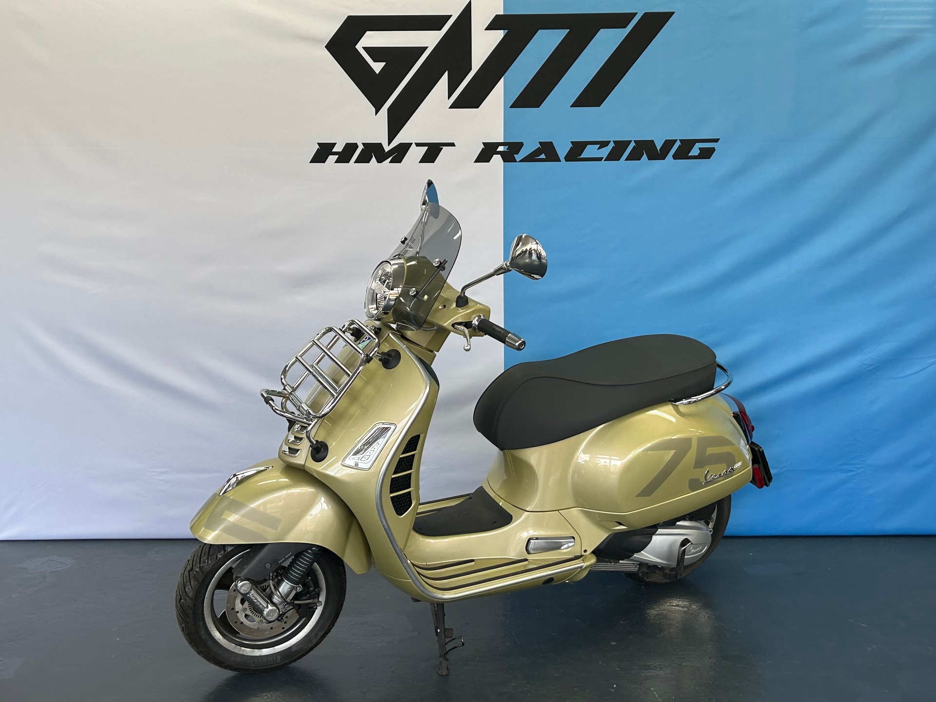 Vespa Gts Vespa 75 Years For Vespa Gts Sprint Primavera 75th 75