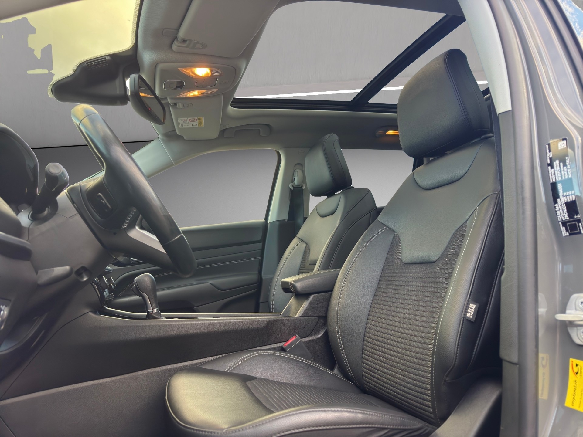 JEEP Compass 1.3 Turbo 80th Anniversary Facelift-image-8