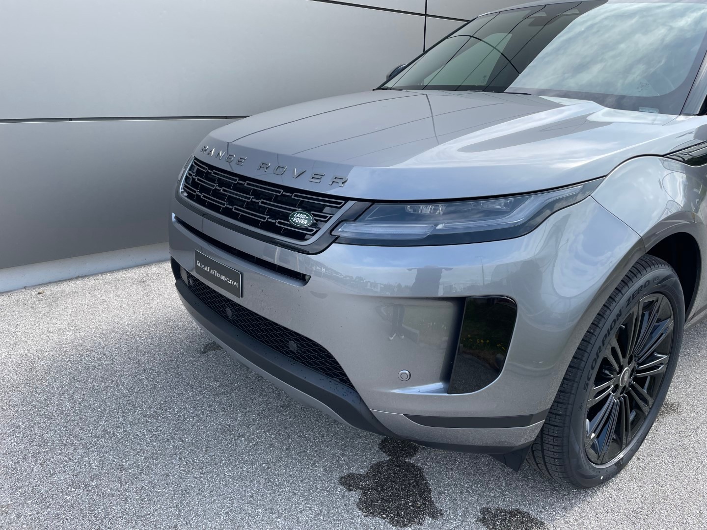LAND ROVER Range Rover Evoque P 270e S AT9-showroom-element-1